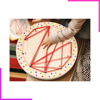 Geoboard en Bois Jeu d'enroulement de fil éducatif avec Cartes à Motifs