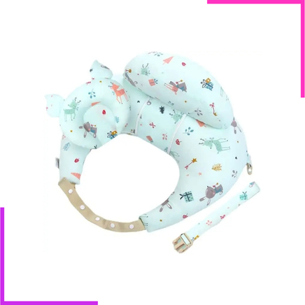 Coussin allaitement ergonomique bébé à motif forestier.