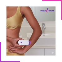 Femme utilisant un épilateur de précision sur sa peau