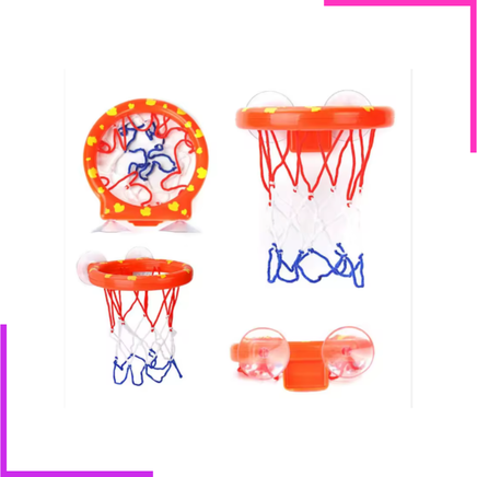 Mini panier de basket de bain avec ventouses et trois petites balles orange.
